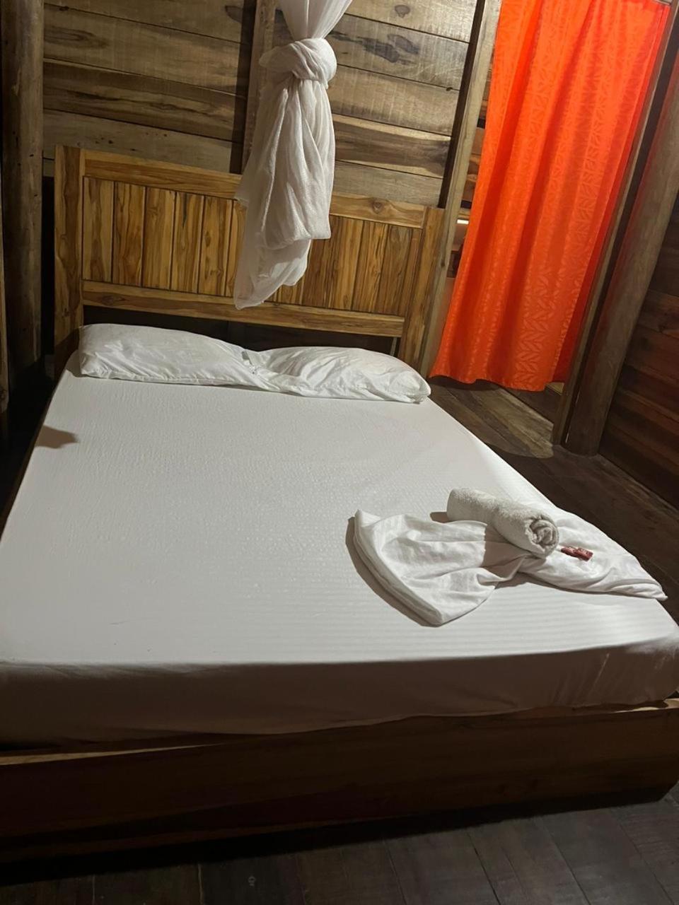 The Mompe Beach Hostal La Poza Luaran gambar