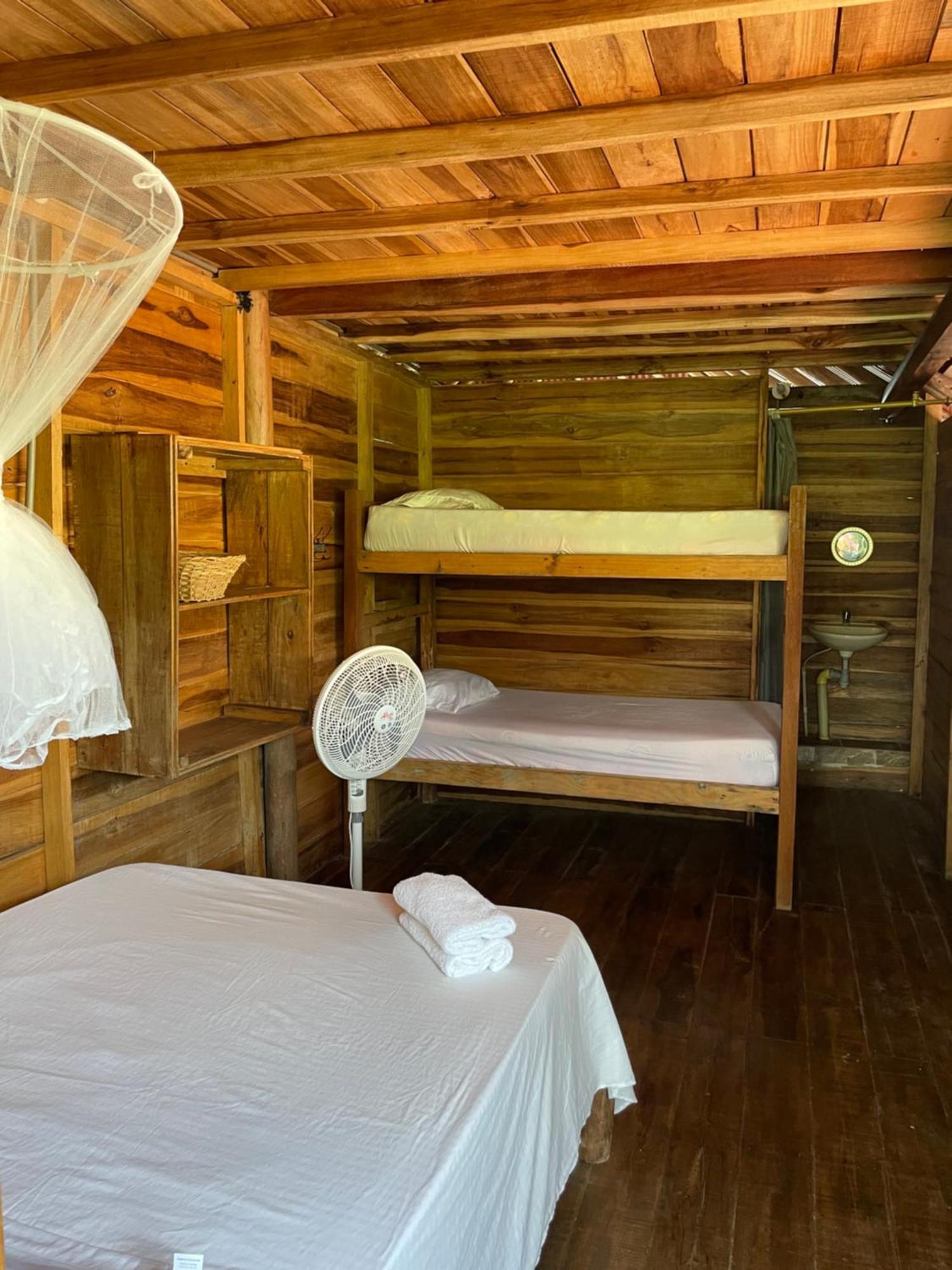 The Mompe Beach Hostal La Poza Luaran gambar