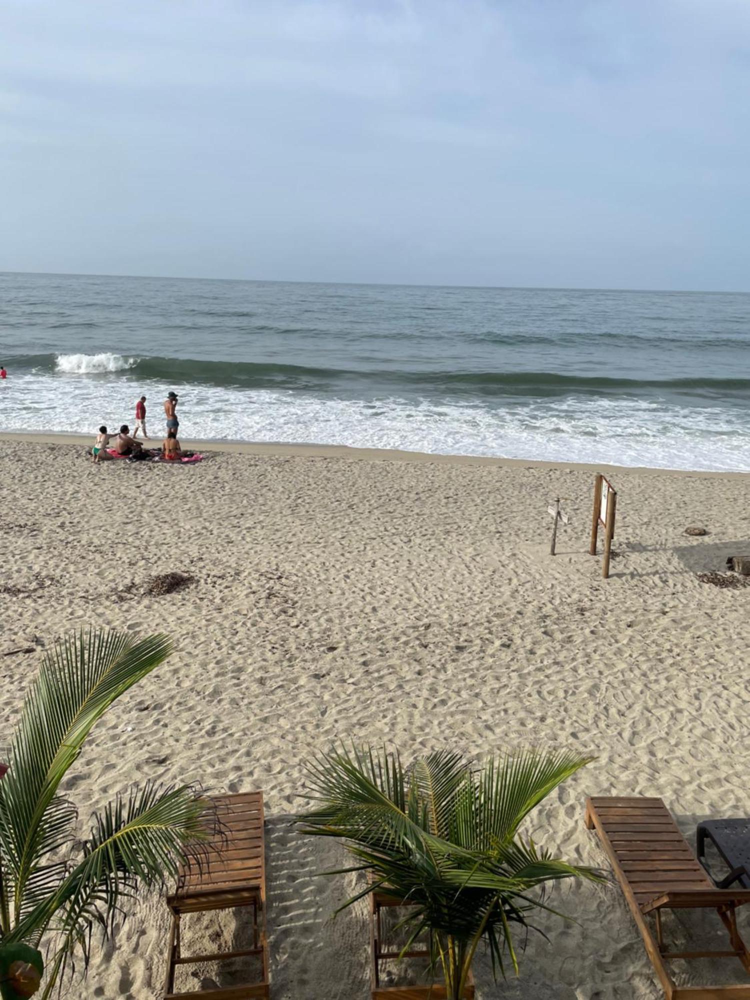 The Mompe Beach Hostal La Poza Luaran gambar