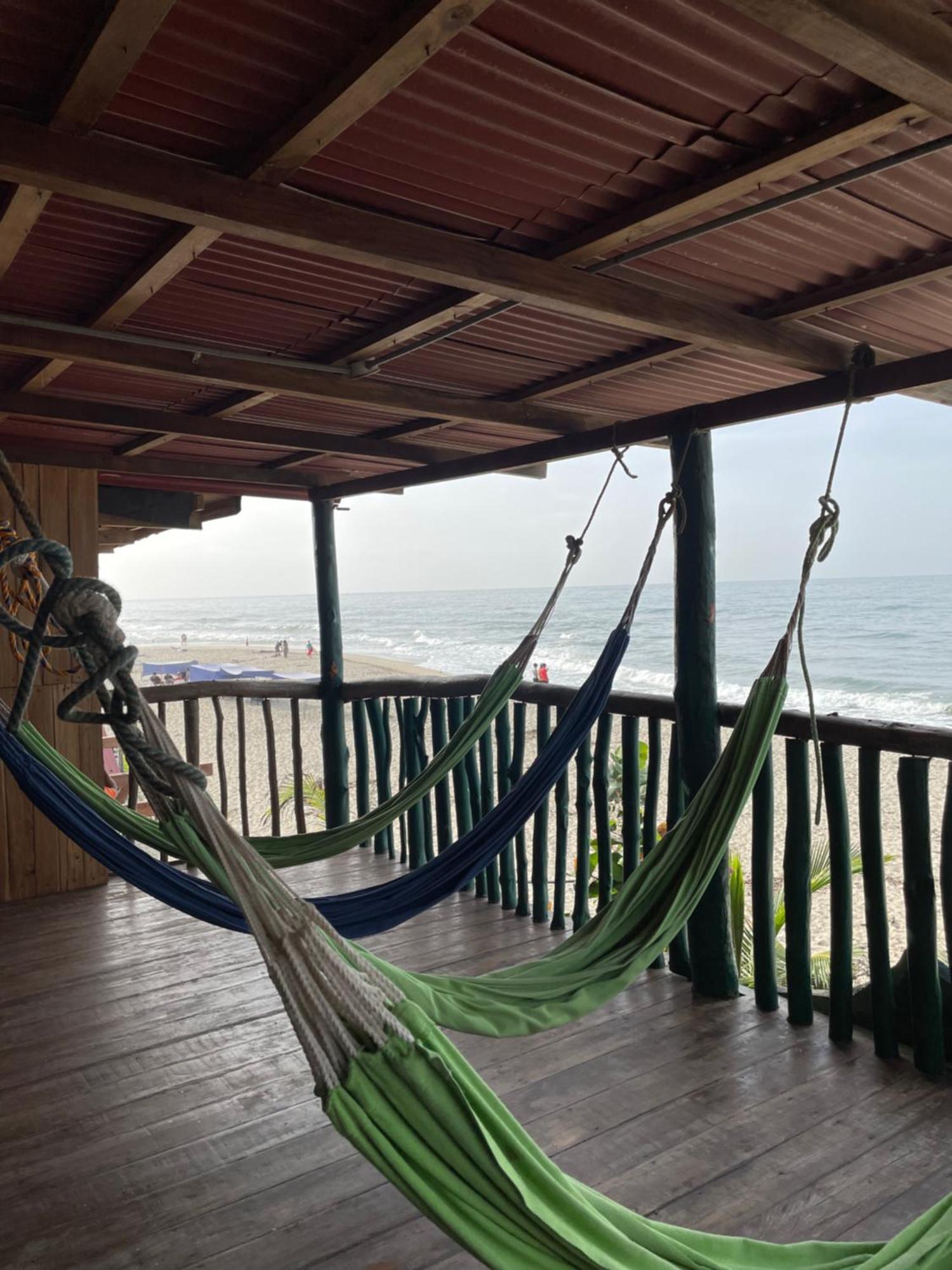 The Mompe Beach Hostal La Poza Luaran gambar