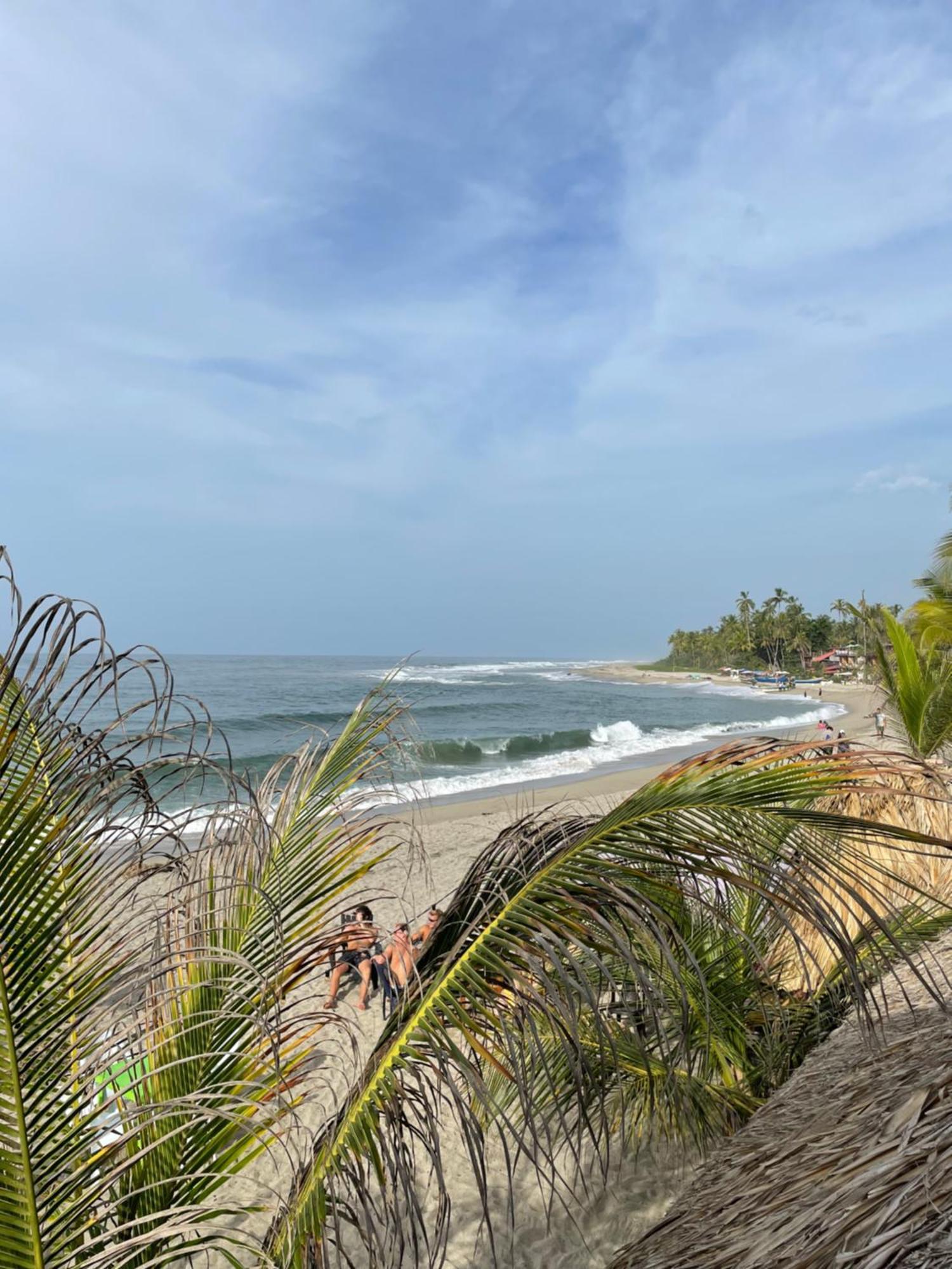 The Mompe Beach Hostal La Poza Luaran gambar