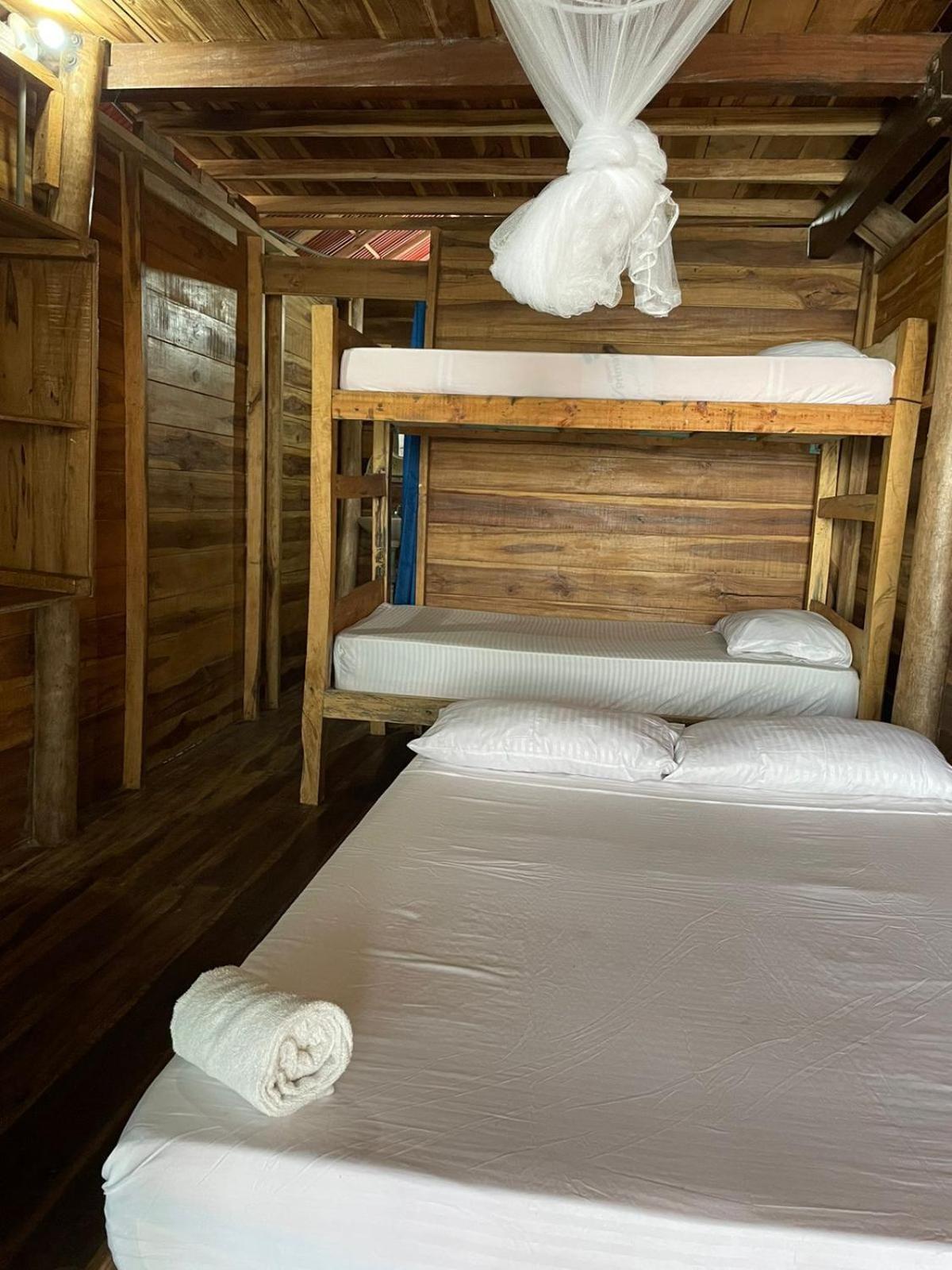 The Mompe Beach Hostal La Poza Luaran gambar