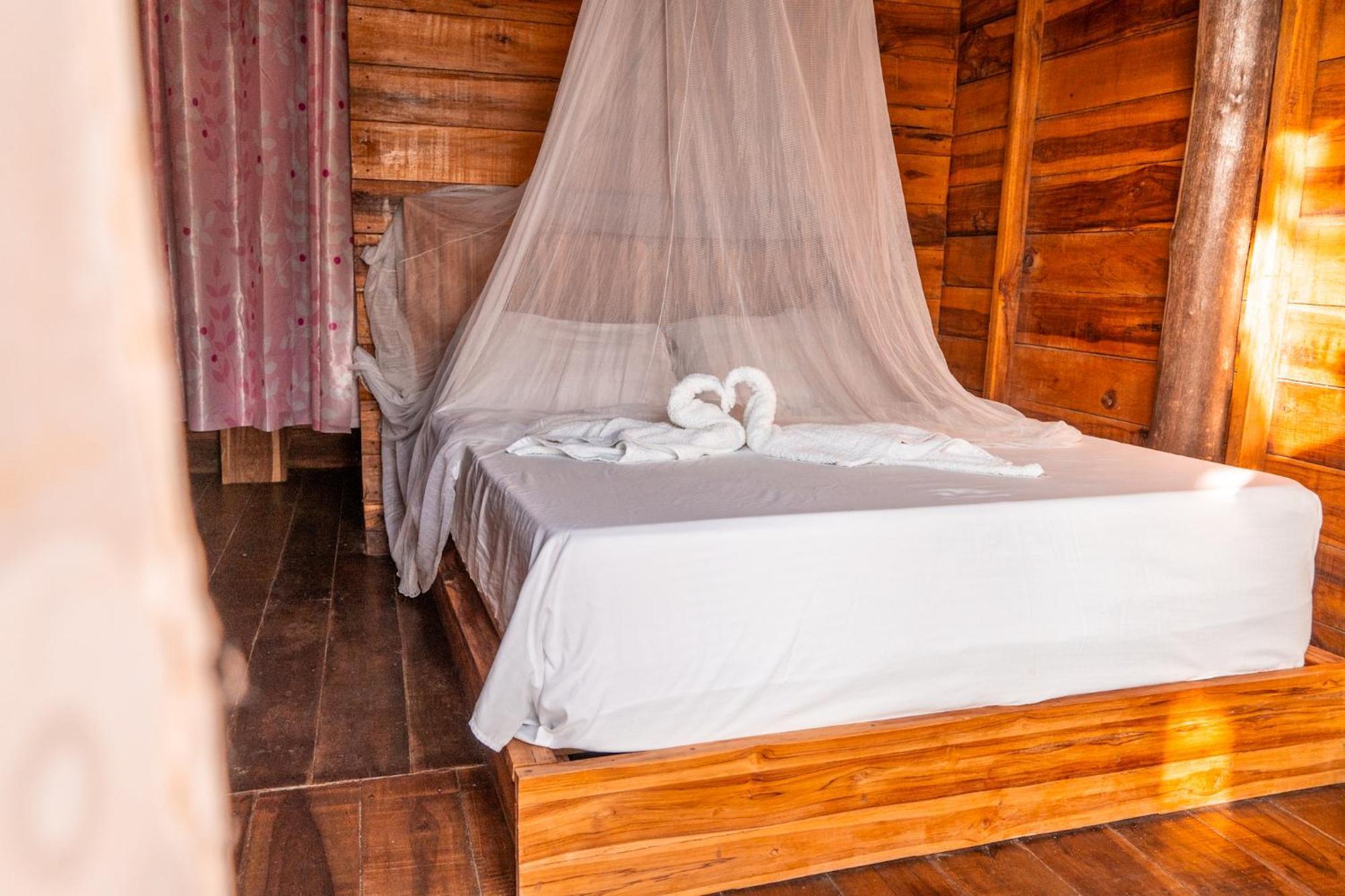 The Mompe Beach Hostal La Poza Luaran gambar