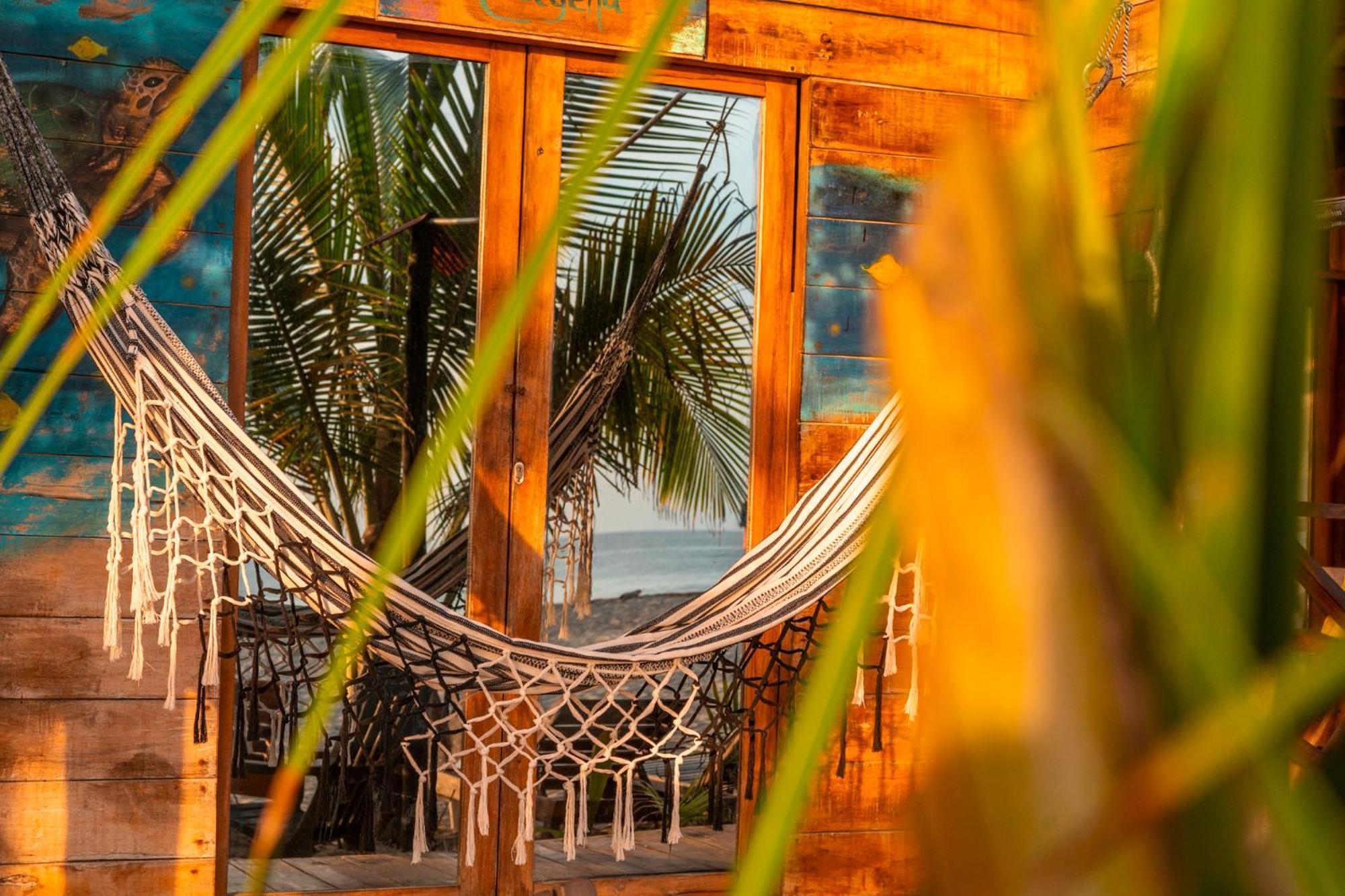 The Mompe Beach Hostal La Poza Luaran gambar