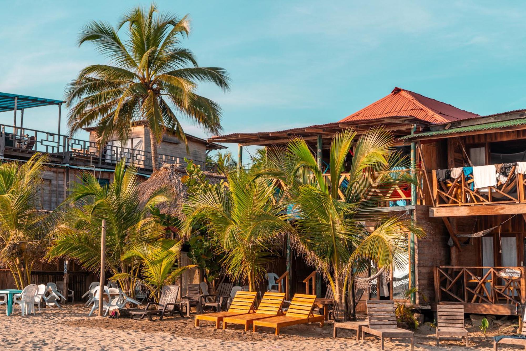 The Mompe Beach Hostal La Poza Luaran gambar